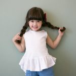 Bé gái có gương mặt thiên thần