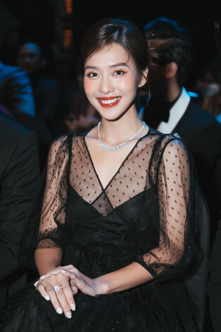 kha ngan lot xac tu man hinh phang thanh my nhan vong 1 sexy ac298f726c034f69b60e663f0440b911